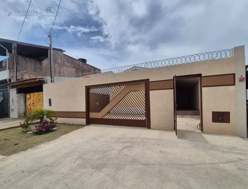 Foto 1 de Casa com 3 quartos à venda, 140m2 em Pindamonhangaba - SP