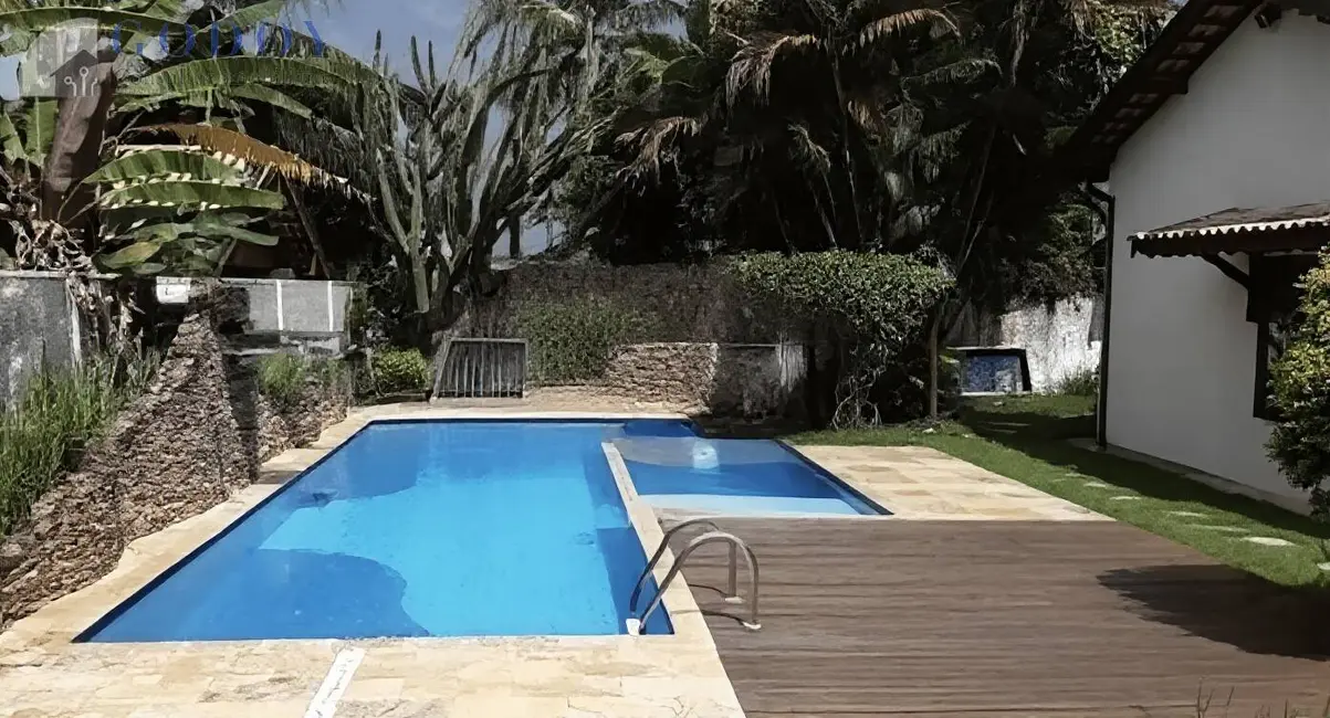 Foto 6 de Casa com 4 quartos para alugar, 397m2 em Vila Bourghese, Pindamonhangaba - SP