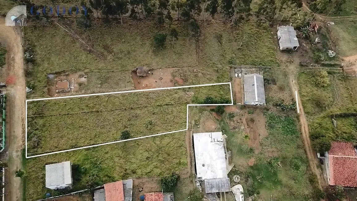Foto 1 de Chácara à venda, 1325m2 em Área Rural de Pindamonhangaba, Pindamonhangaba - SP
