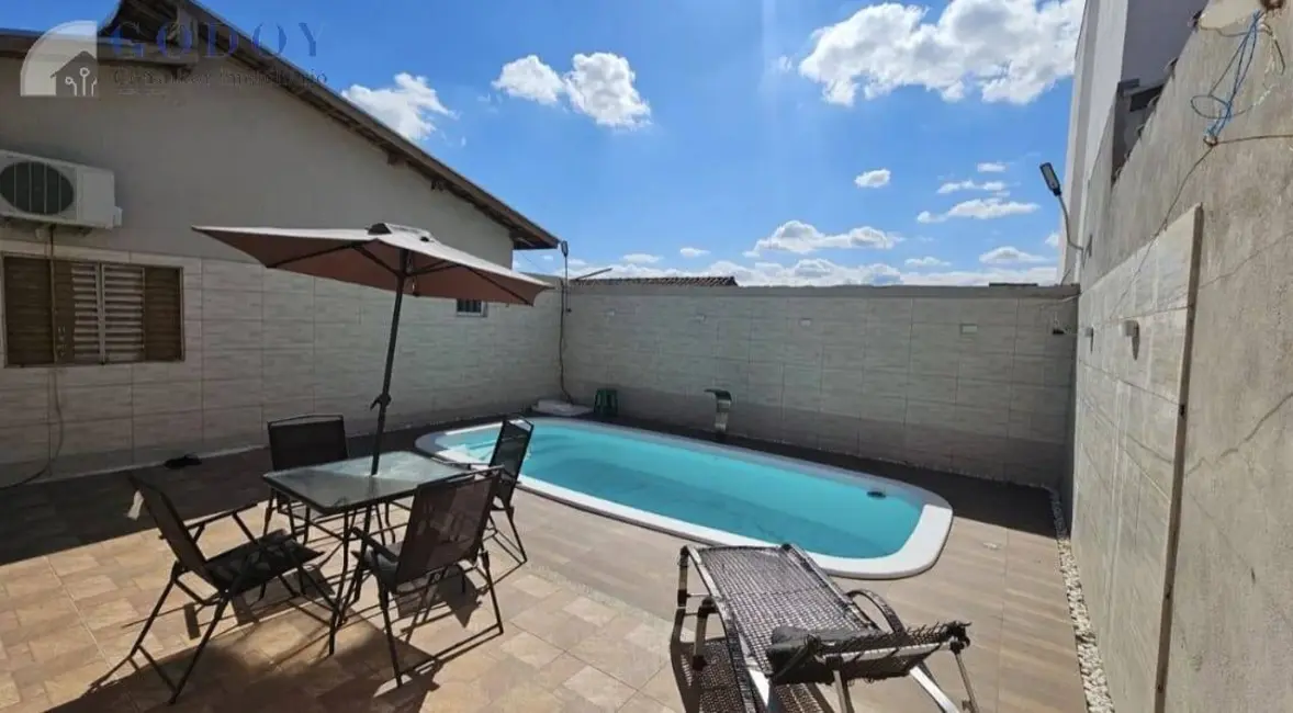 Foto 3 de Casa com 3 quartos à venda, 217m2 em Jardim Princesa, Pindamonhangaba - SP