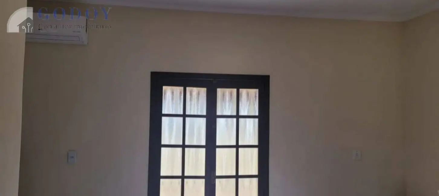 Foto 9 de Sobrado com 2 quartos à venda, 144m2 em Parque São Domingos, Pindamonhangaba - SP