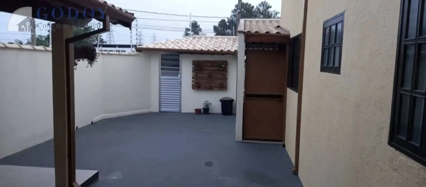 Foto 3 de Sobrado com 2 quartos à venda, 144m2 em Parque São Domingos, Pindamonhangaba - SP