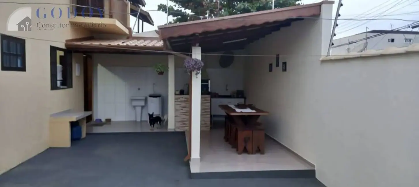Foto 4 de Sobrado com 2 quartos à venda, 144m2 em Parque São Domingos, Pindamonhangaba - SP