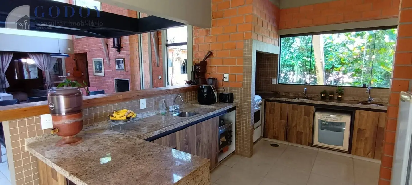 Foto 7 de Casa de Condomínio com 2 quartos à venda, 2000m2 em Chácaras Cataguá, Taubate - SP