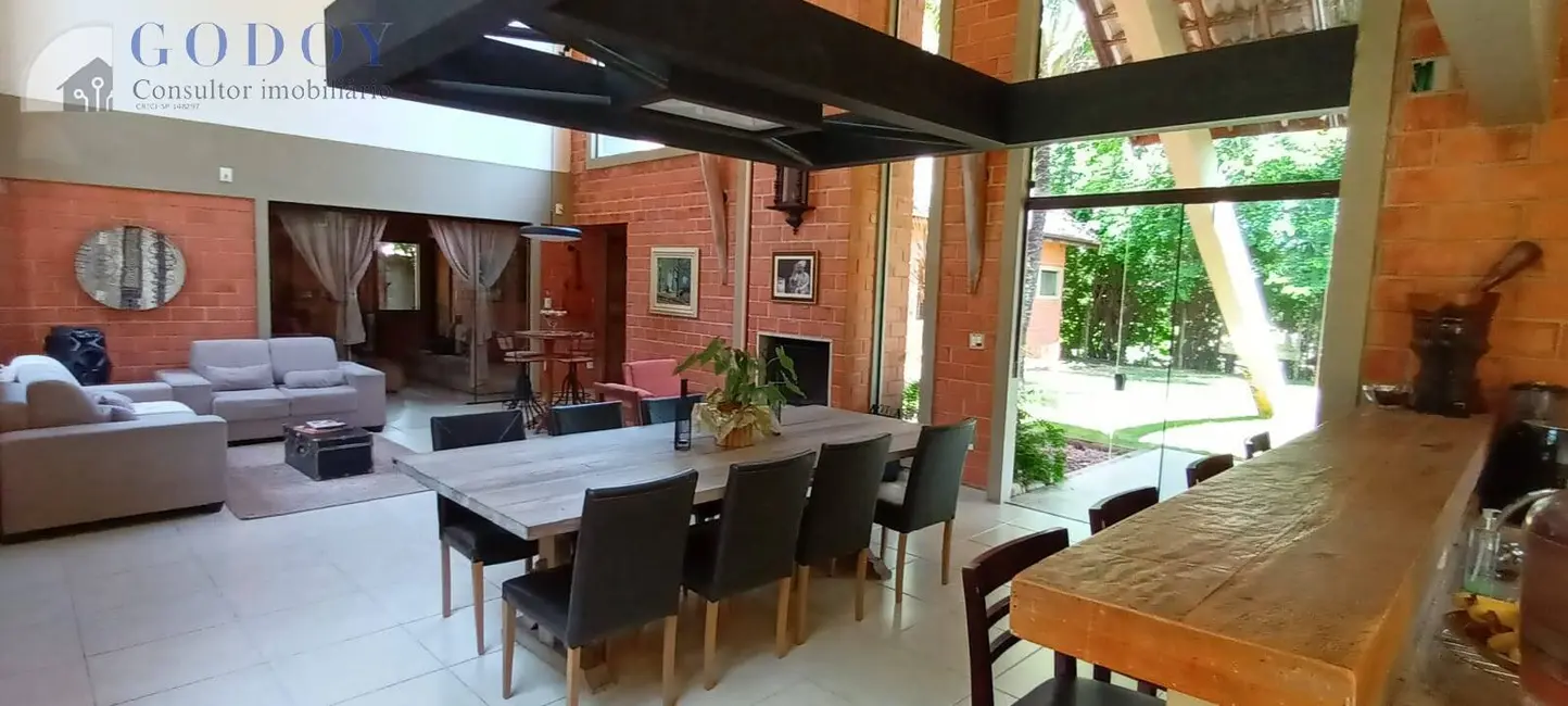 Foto 3 de Casa de Condomínio com 2 quartos à venda, 2000m2 em Chácaras Cataguá, Taubate - SP