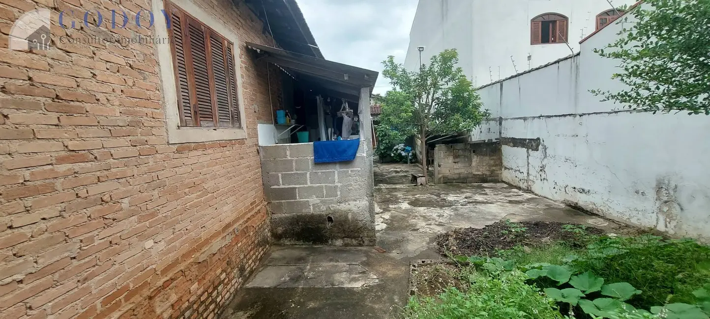 Foto 4 de Casa com 3 quartos à venda, 88m2 em Pindamonhangaba - SP