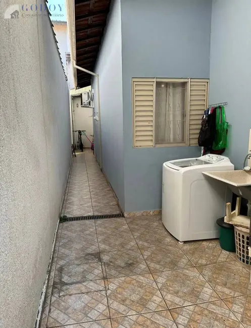 Foto 8 de Casa com 2 quartos para alugar, 125m2 em Residencial Campo Belo, Pindamonhangaba - SP