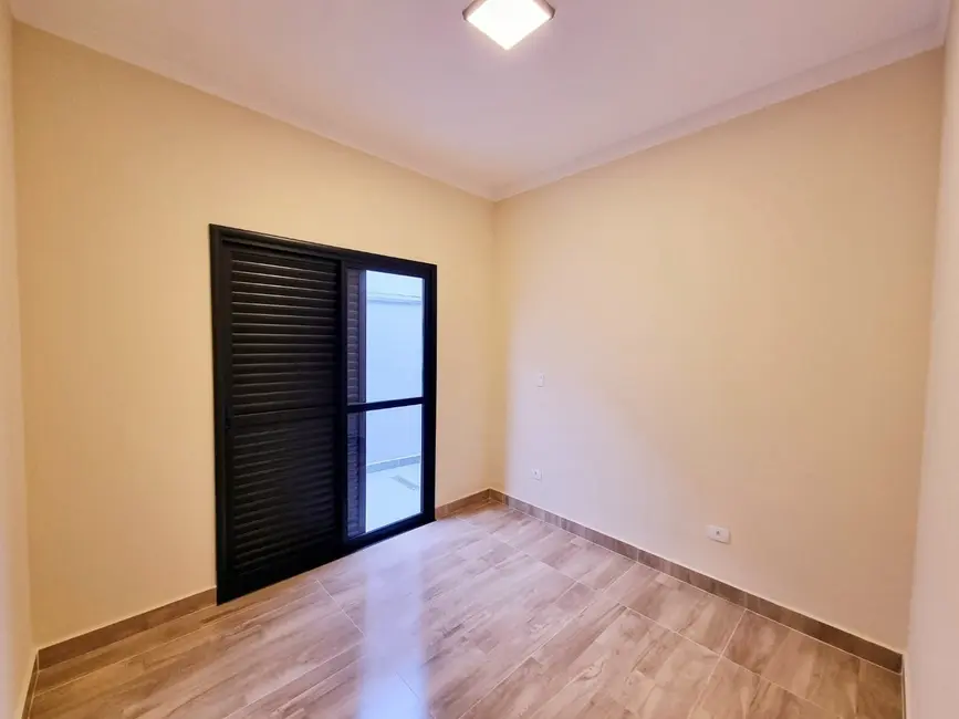 Foto 8 de Casa de Condomínio com 3 quartos à venda, 92m2 em Residencial Vila Romana, Pindamonhangaba - SP