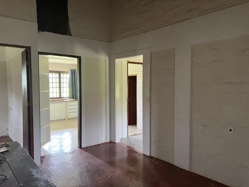 Foto 8 de Sítio / Rancho com 4 quartos à venda, 300m2 em Ribeirão Grande, Pindamonhangaba - SP
