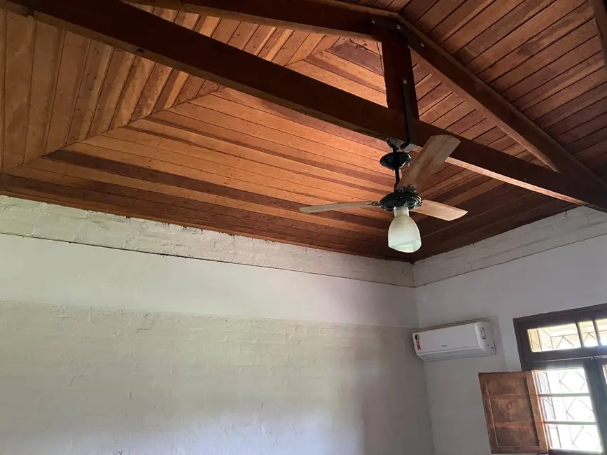 Sítio / Rancho com 4 quartos à venda, 300m2 em Ribeirão Grande, Pindamonhangaba - SP - imagem 9 Foto 9 de Sítio / Rancho com 4 quartos à venda, 300m2 em Ribeirão Grande, Pindamonhangaba - SP