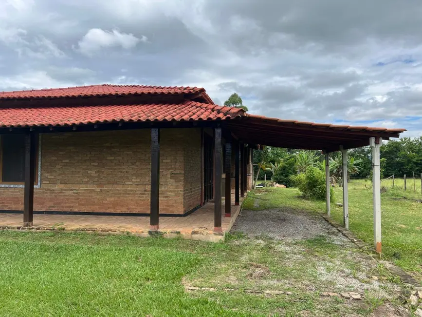 Foto 4 de Sítio / Rancho com 4 quartos à venda, 300m2 em Ribeirão Grande, Pindamonhangaba - SP