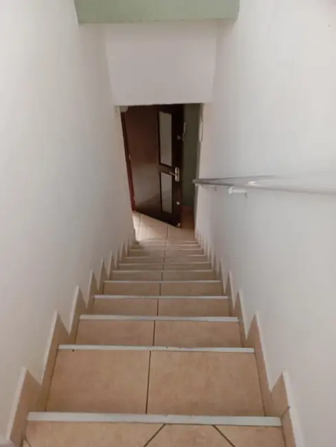 Foto 3 de Sobrado com 3 quartos à venda, 200m2 em Alto do Cardoso, Pindamonhangaba - SP