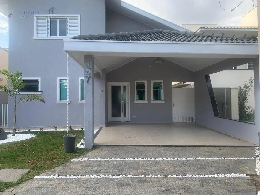 Foto 2 de Sobrado com 4 quartos à venda e para alugar, 240m2 em Tremembe - SP