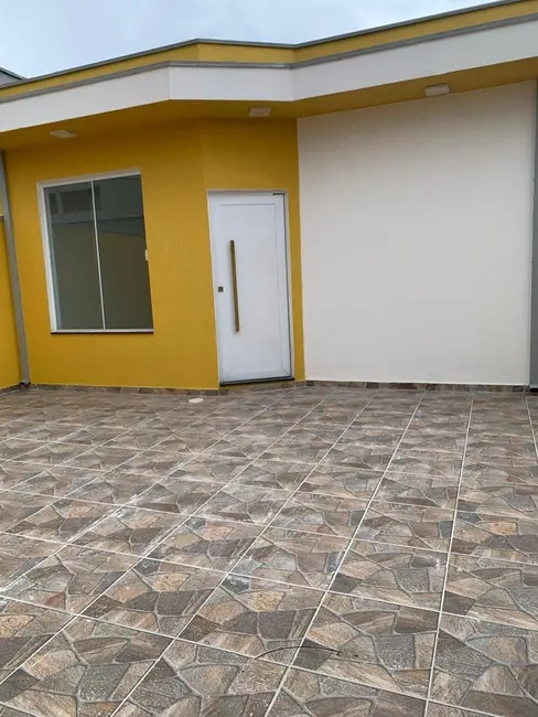 Foto 2 de Casa com 3 quartos à venda e para alugar, 70m2 em Pindamonhangaba - SP