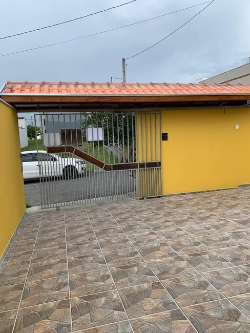 Foto 3 de Casa com 3 quartos à venda e para alugar, 70m2 em Pindamonhangaba - SP