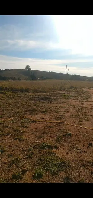 Chácara à venda, 1000m2 em Centro, Sao Luiz Do Paraitinga - SP - imagem 2 Foto 2 de Chácara à venda, 1000m2 em Centro, Sao Luiz Do Paraitinga - SP