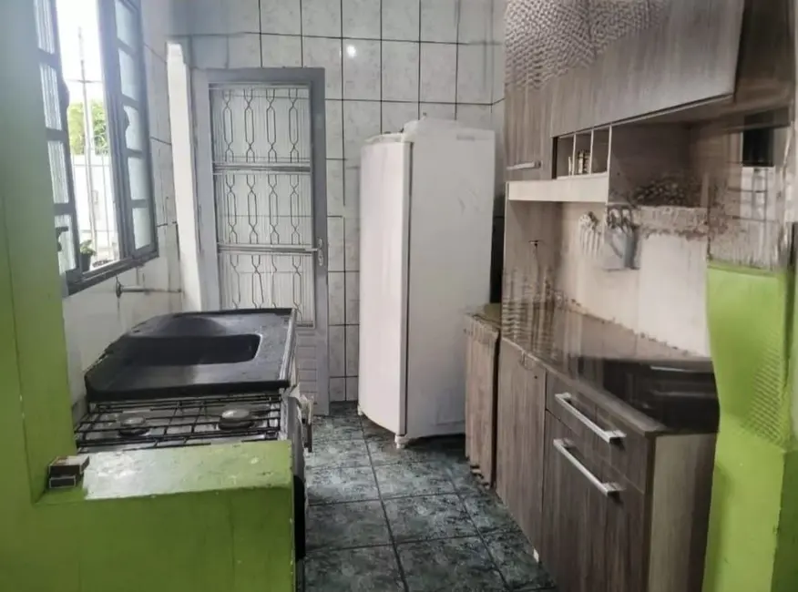 Foto 8 de Casa com 2 quartos à venda, 55m2 em Jardim Rosely, Pindamonhangaba - SP