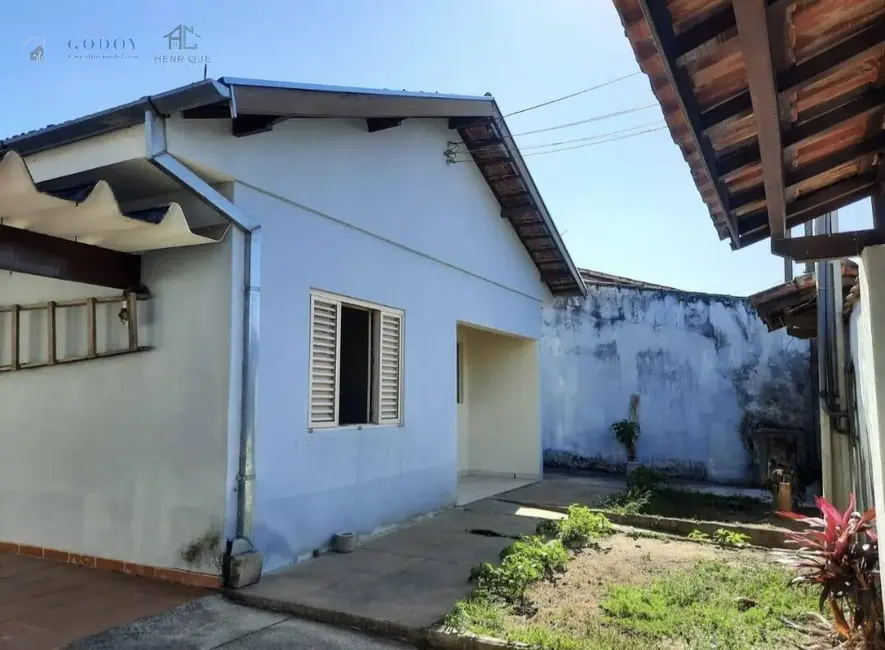 Foto 2 de Casa com 2 quartos à venda, 330m2 em Jardim Cristina, Pindamonhangaba - SP