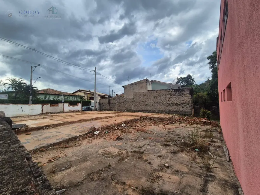 Foto 2 de Terreno / Lote à venda, 1366m2 em Santana, Pindamonhangaba - SP