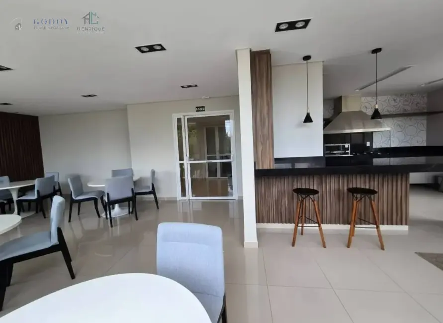 Foto 4 de Apartamento com 2 quartos à venda, 76m2 em Vila Bourghese, Pindamonhangaba - SP
