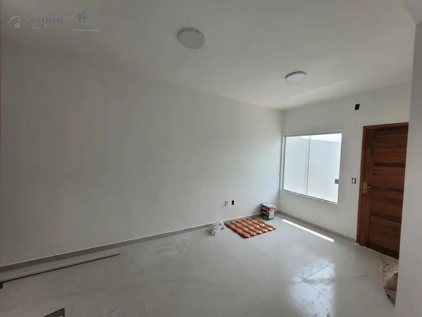 Foto 3 de Casa com 2 quartos à venda, 125m2 em Residencial e Comercial Portal dos Eucaliptos, Pindamonhangaba - SP
