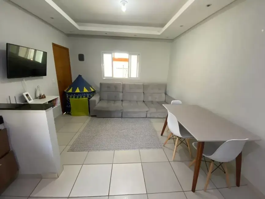 Foto 2 de Casa com 2 quartos à venda, 112m2 em Residencial Mantiqueira, Pindamonhangaba - SP