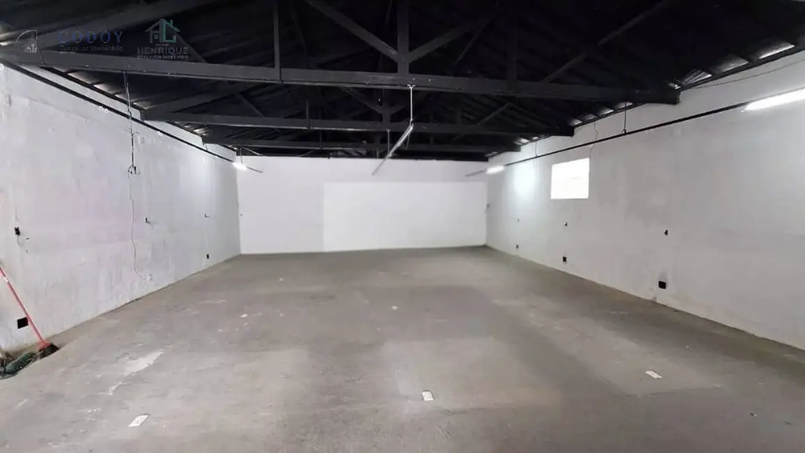 Armazém / Galpão para alugar, 546m2 em São Benedito, Pindamonhangaba - SP - imagem 6 Foto 6 de Armazém / Galpão para alugar, 546m2 em São Benedito, Pindamonhangaba - SP