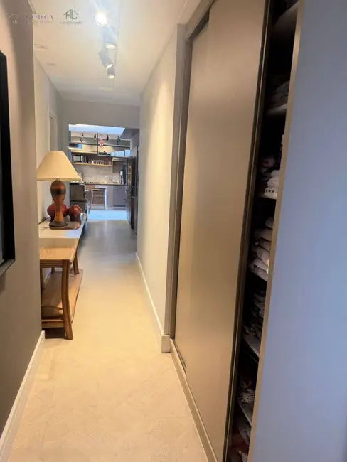 Foto 7 de Apartamento com 5 quartos à venda, 144m2 em Tremembe - SP