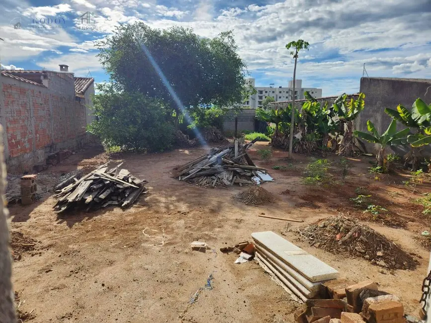 Foto 3 de Terreno / Lote à venda, 315m2 em Jardim Campo Alegre, Pindamonhangaba - SP