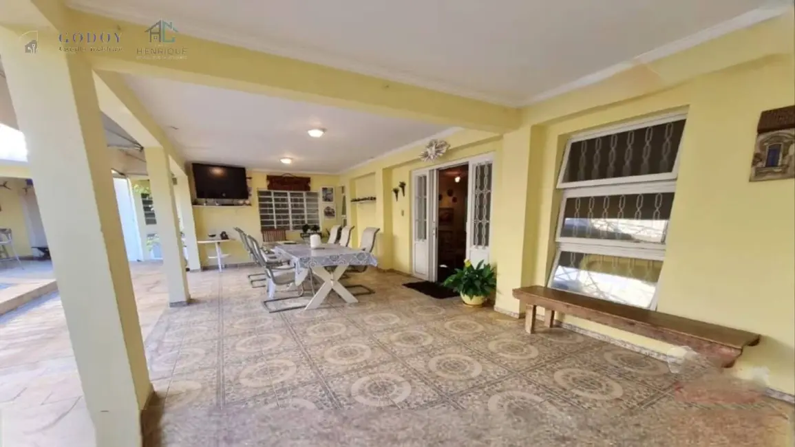 Foto 6 de Sobrado com 4 quartos à venda, 214m2 em Parque das Nações, Pindamonhangaba - SP