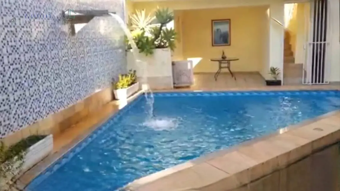 Foto 3 de Sobrado com 4 quartos à venda, 214m2 em Parque das Nações, Pindamonhangaba - SP