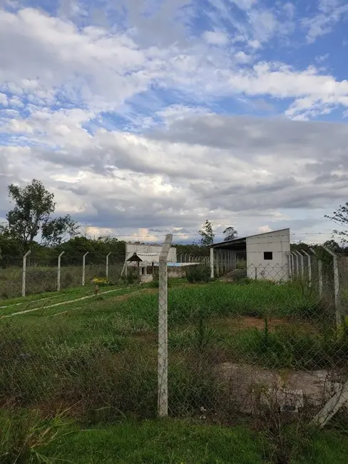 Foto 3 de Chácara à venda, 840m2 em Pindamonhangaba - SP
