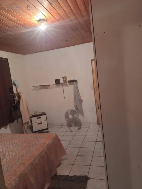 Casa com 2 quartos à venda, 124m2 em Residencial Mantiqueira, Pindamonhangaba - SP - imagem 4 Foto 4 de Casa com 2 quartos à venda, 124m2 em Residencial Mantiqueira, Pindamonhangaba - SP