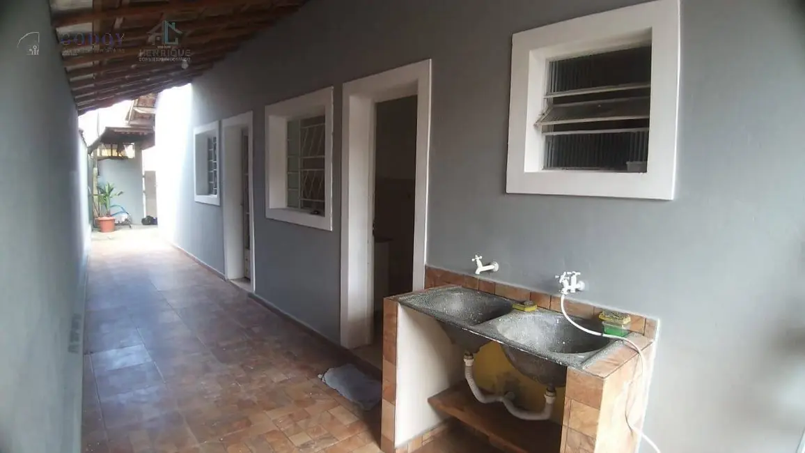 Foto 1 de Casa com 2 quartos à venda, 70m2 em Pindamonhangaba - SP