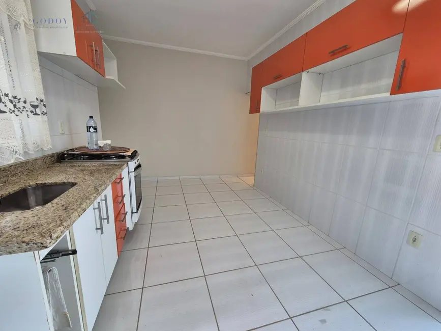 Foto 5 de Casa com 2 quartos à venda, 75m2 em Residencial Mombaça I, Pindamonhangaba - SP