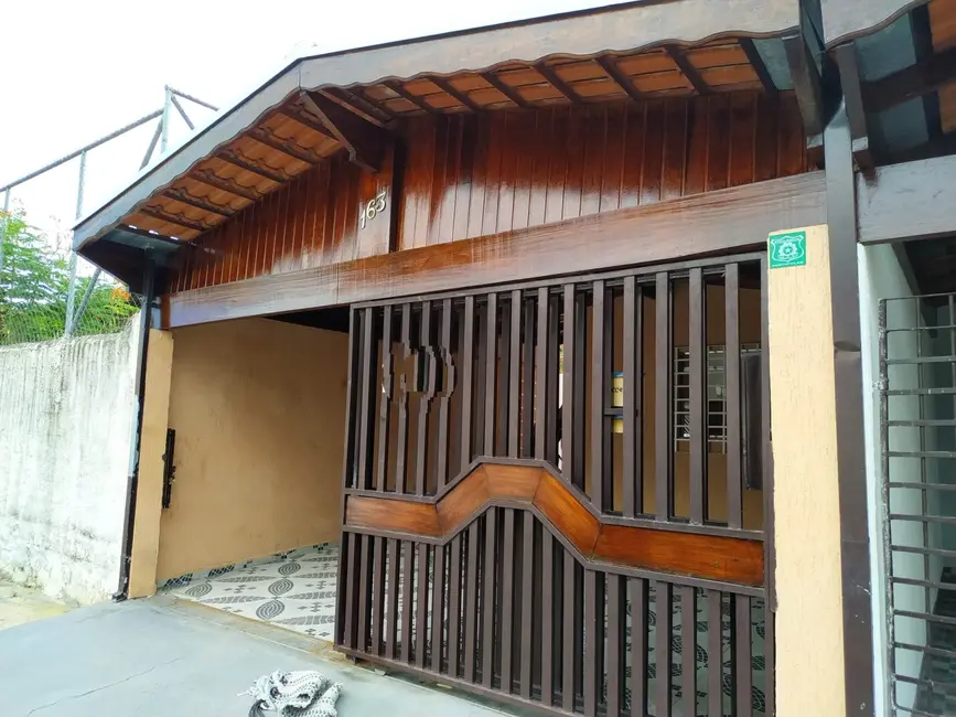 Foto 1 de Casa com 2 quartos à venda, 100m2 em Residencial e Comercial Cidade Morumbi, Pindamonhangaba - SP