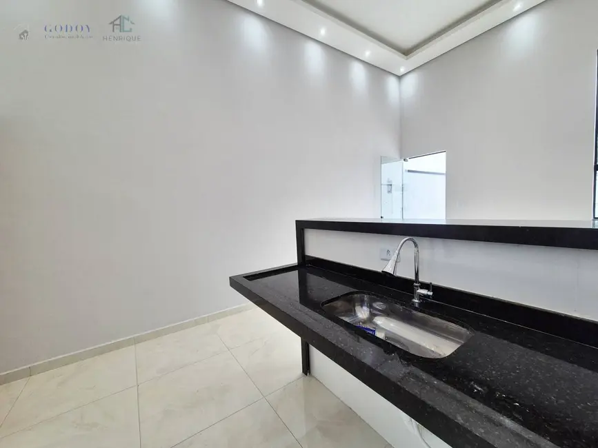 Foto 6 de Casa com 2 quartos à venda, 70m2 em Pindamonhangaba - SP