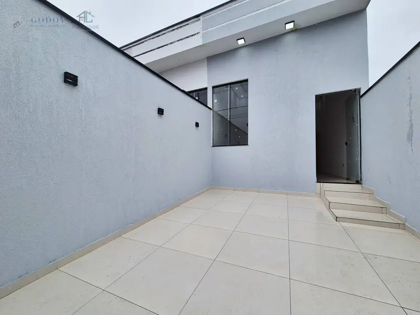 Foto 1 de Casa com 2 quartos à venda, 70m2 em Pindamonhangaba - SP
