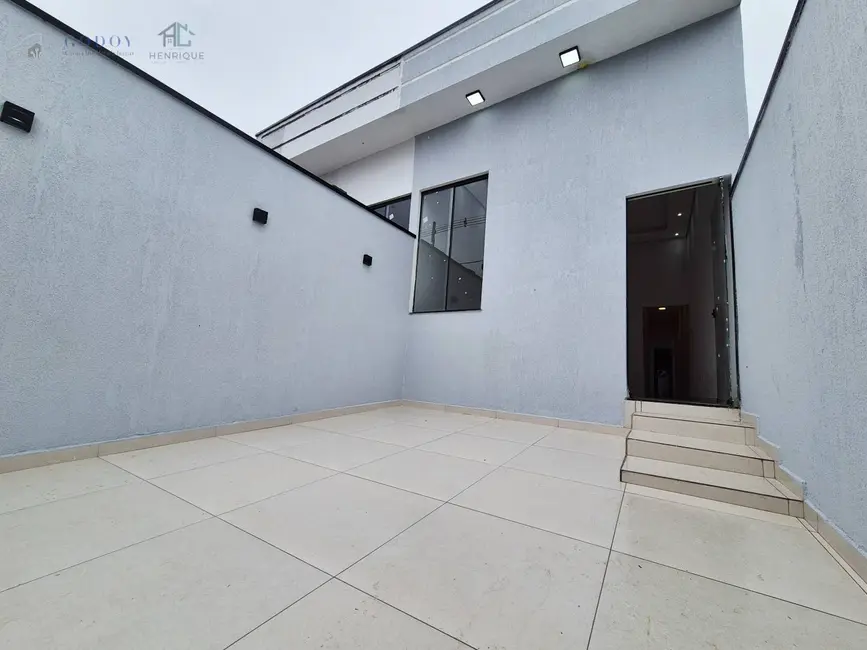 Foto 1 de Casa com 2 quartos à venda, 70m2 em Pindamonhangaba - SP