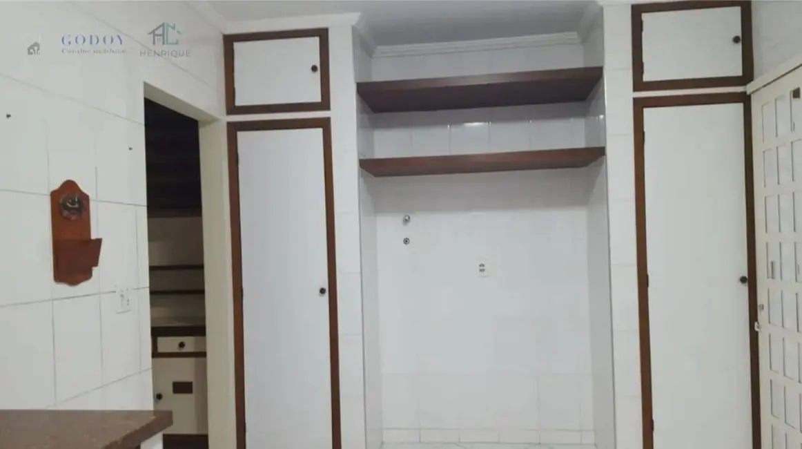 Foto 5 de Casa com 3 quartos à venda, 419m2 em Jardim Residencial Doutor Lessa, Pindamonhangaba - SP