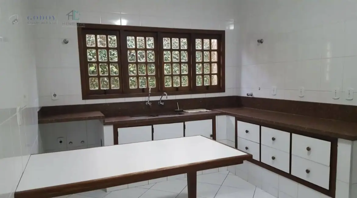 Foto 6 de Casa com 3 quartos à venda, 419m2 em Jardim Residencial Doutor Lessa, Pindamonhangaba - SP