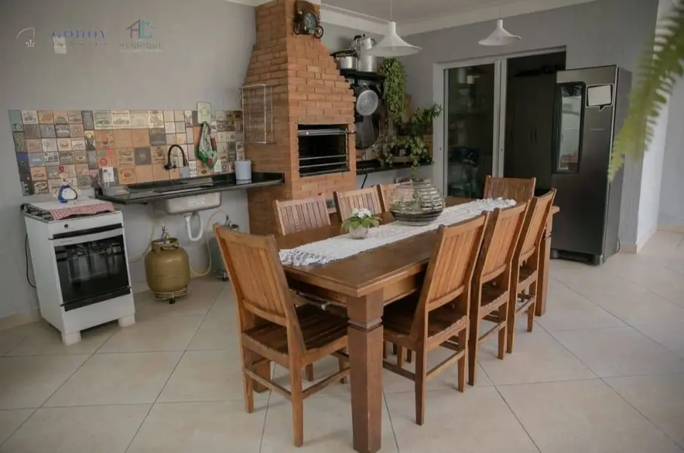 Foto 8 de Sobrado com 3 quartos à venda, 247m2 em Condomínio Village do Sol, Pindamonhangaba - SP