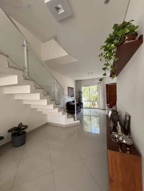 Foto 2 de Sobrado com 3 quartos à venda, 247m2 em Condomínio Village do Sol, Pindamonhangaba - SP