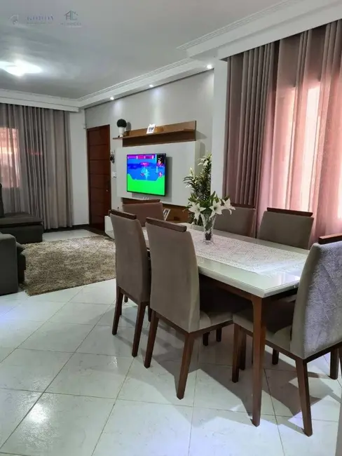 Foto 6 de Sobrado com 3 quartos à venda, 150m2 em Residencial Jardim Aurora, Pindamonhangaba - SP