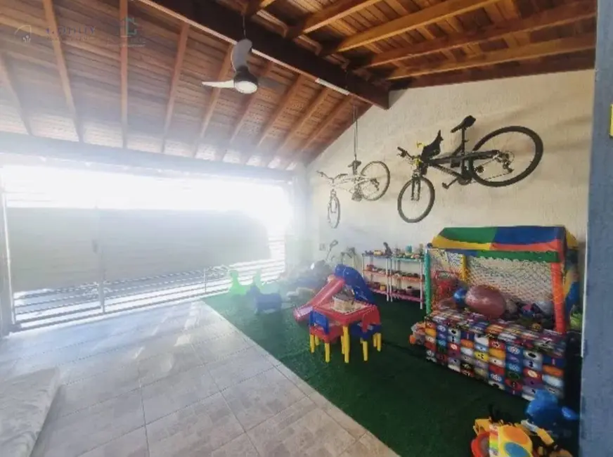 Foto 2 de Casa com 2 quartos à venda, 150m2 em Residencial Parque das Palmeiras, Pindamonhangaba - SP