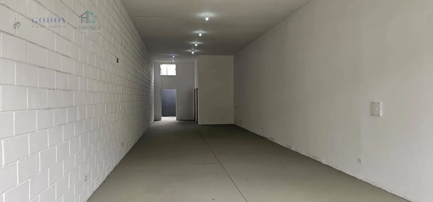 Foto 1 de Sala Comercial à venda, 400m2 em Residencial Mombaça I, Pindamonhangaba - SP