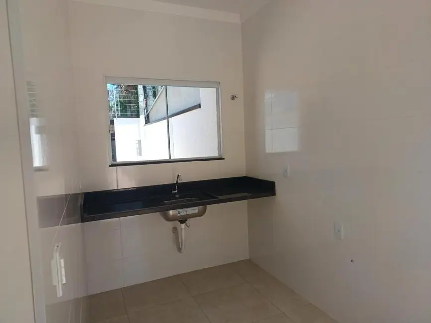 Foto 5 de Casa com 2 quartos à venda, 67m2 em Residencial Estoril, Taubate - SP