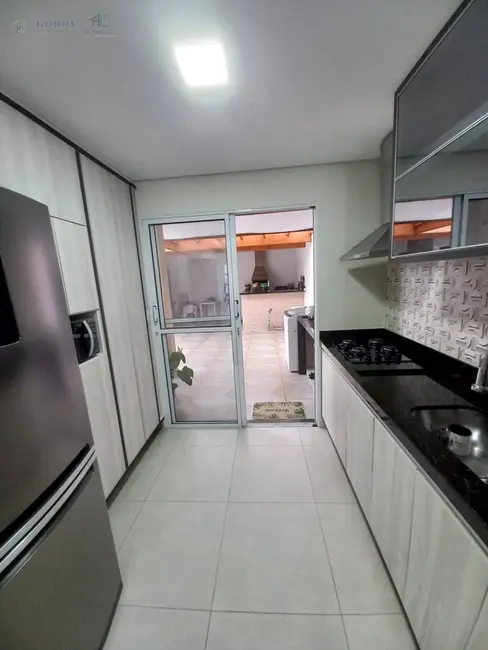 Foto 8 de Casa com 2 quartos à venda, 140m2 em Loteamento Industrial Água Preta, Pindamonhangaba - SP