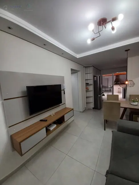 Foto 3 de Casa com 2 quartos à venda, 140m2 em Loteamento Industrial Água Preta, Pindamonhangaba - SP