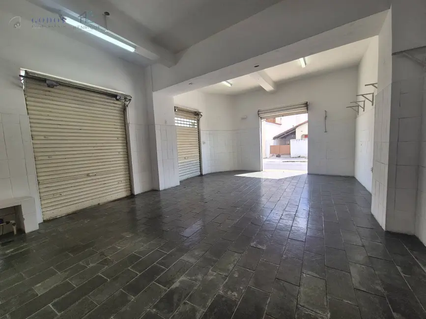 Foto 8 de Sala Comercial para alugar, 97m2 em Pindamonhangaba - SP